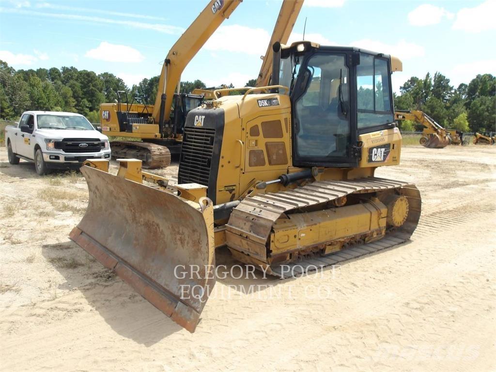 CAT D5K2LGP Dozers - Tratores rastos