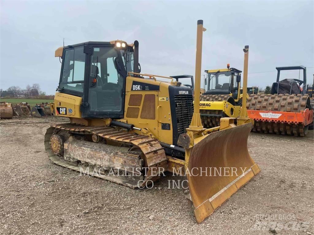 CAT D5K2XL Dozers - Tratores rastos