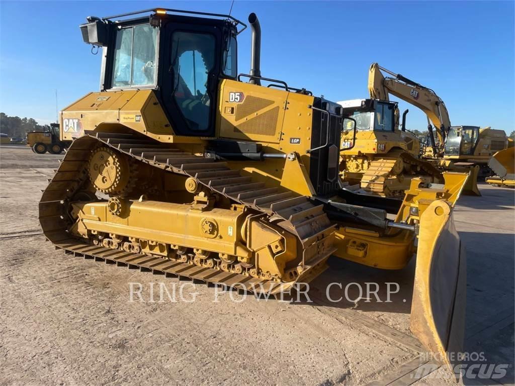 CAT D5VPEW Dozers - Tratores rastos