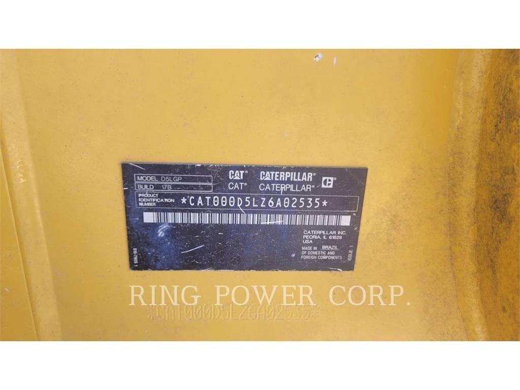 CAT D5VPEW Dozers - Tratores rastos