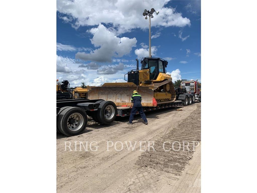 CAT D5VPEW Dozers - Tratores rastos