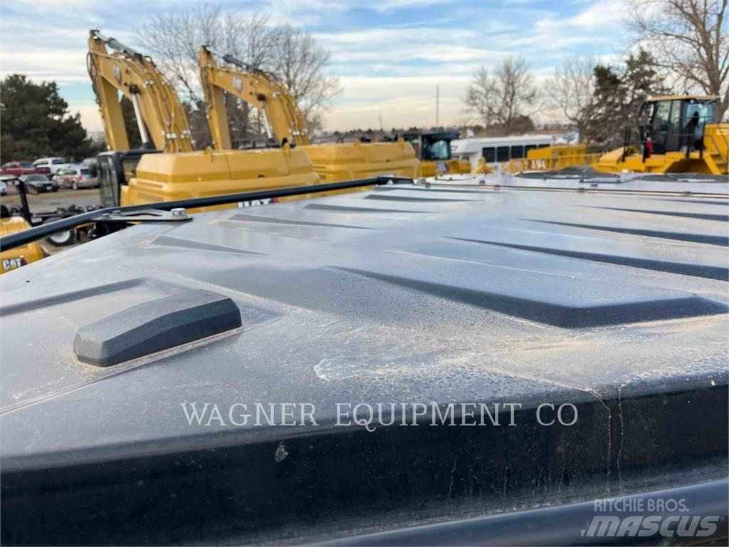 CAT D6 Dozers - Tratores rastos