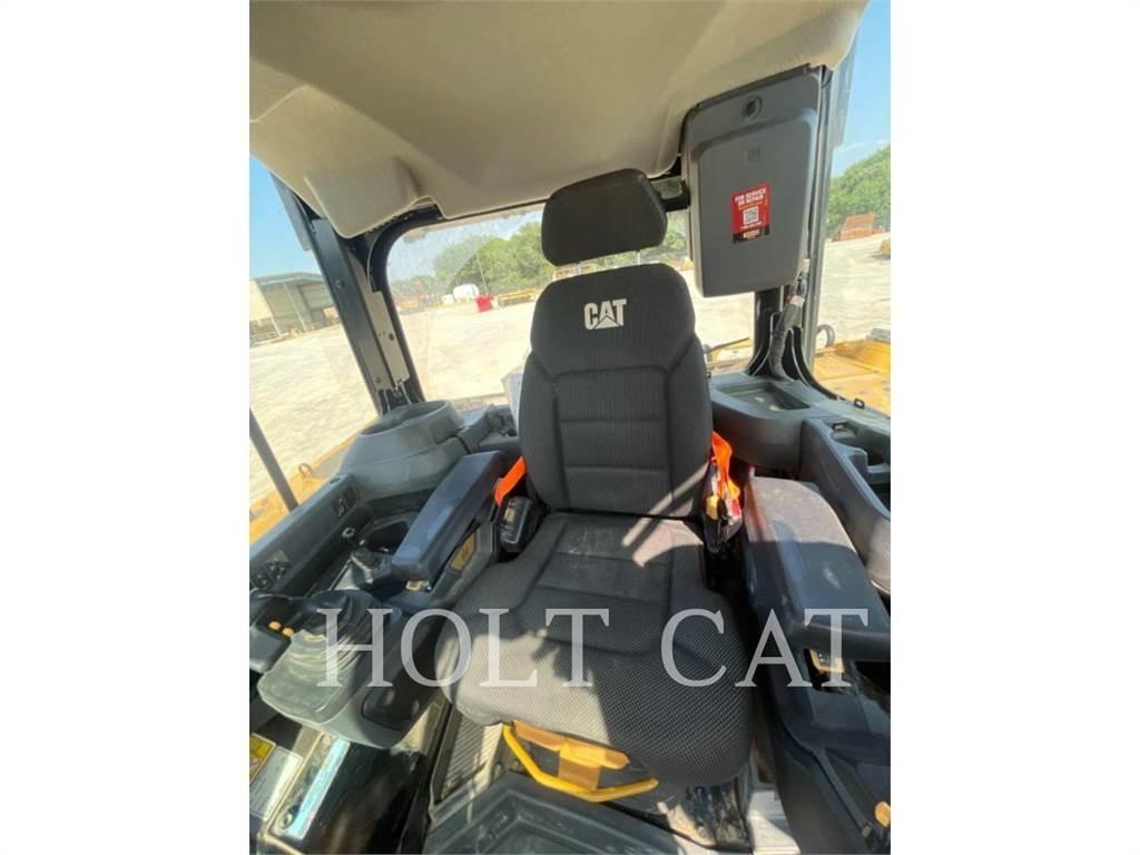 CAT D6 Dozers - Tratores rastos