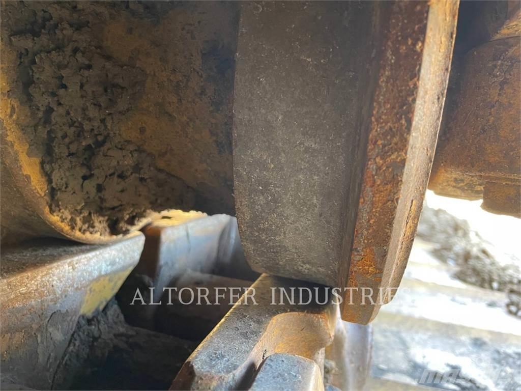 CAT D6-20VPAT Dozers - Tratores rastos