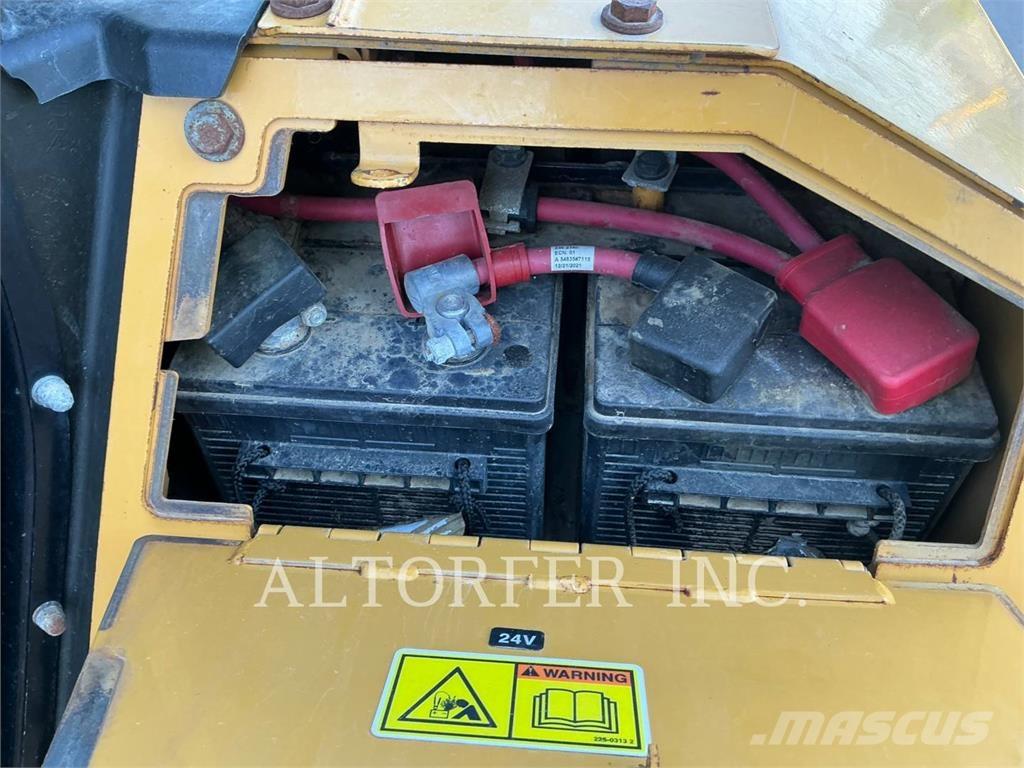 CAT D6 LGP Dozers - Tratores rastos