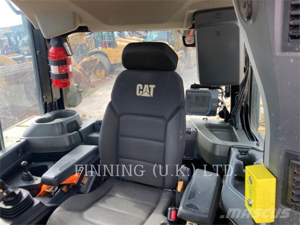CAT D6 LGP 36 Dozers - Tratores rastos