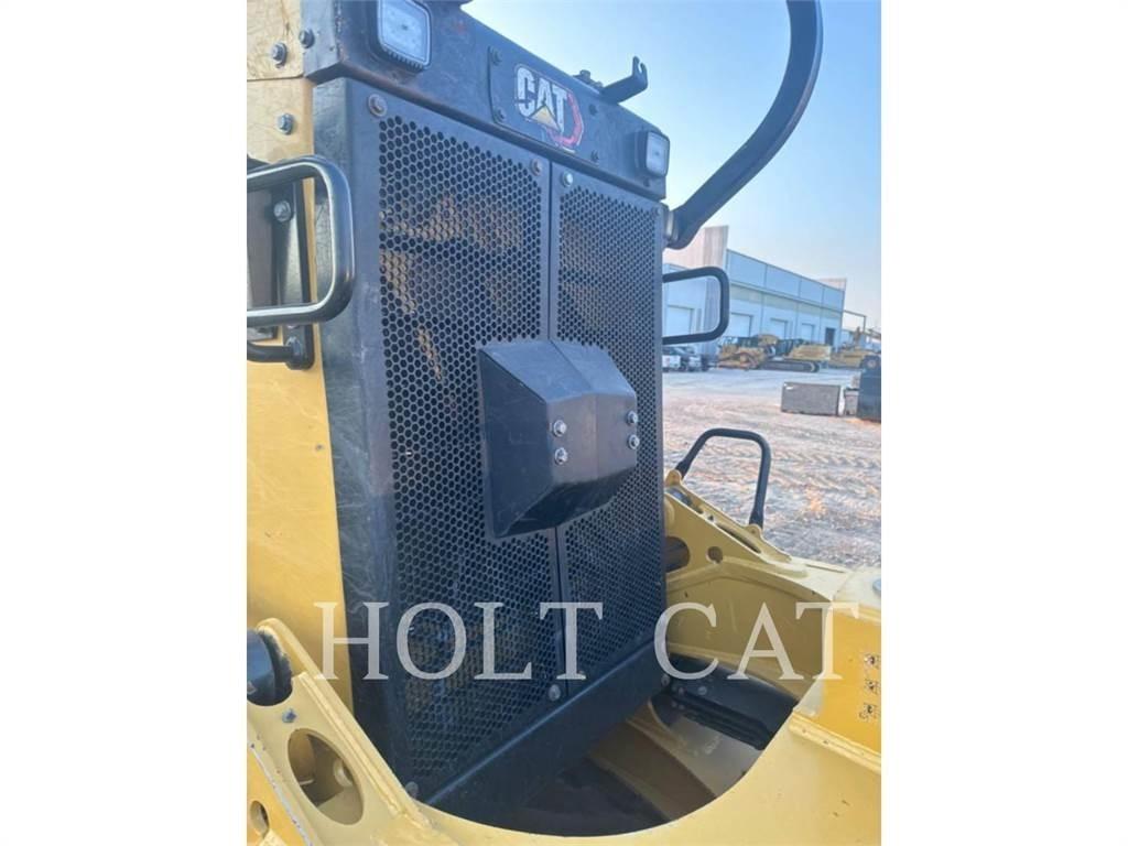 CAT D6 VP3 Dozers - Tratores rastos