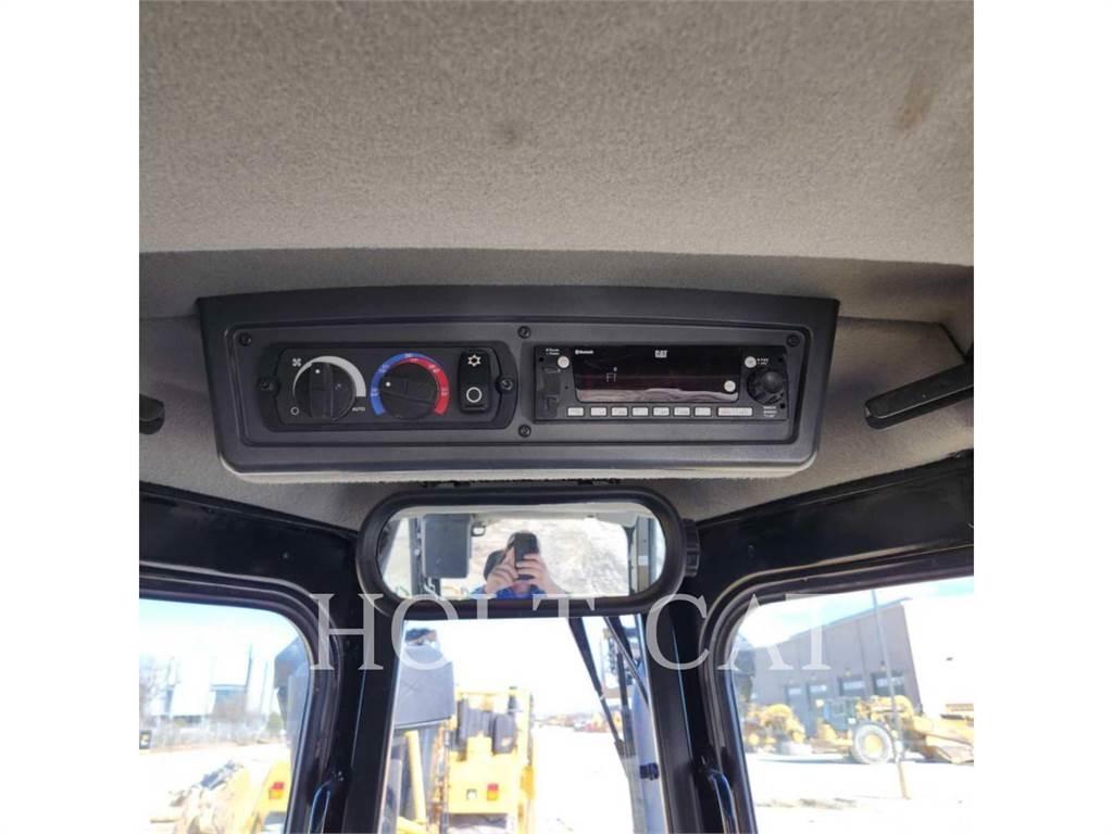 CAT D6 XE Dozers - Tratores rastos