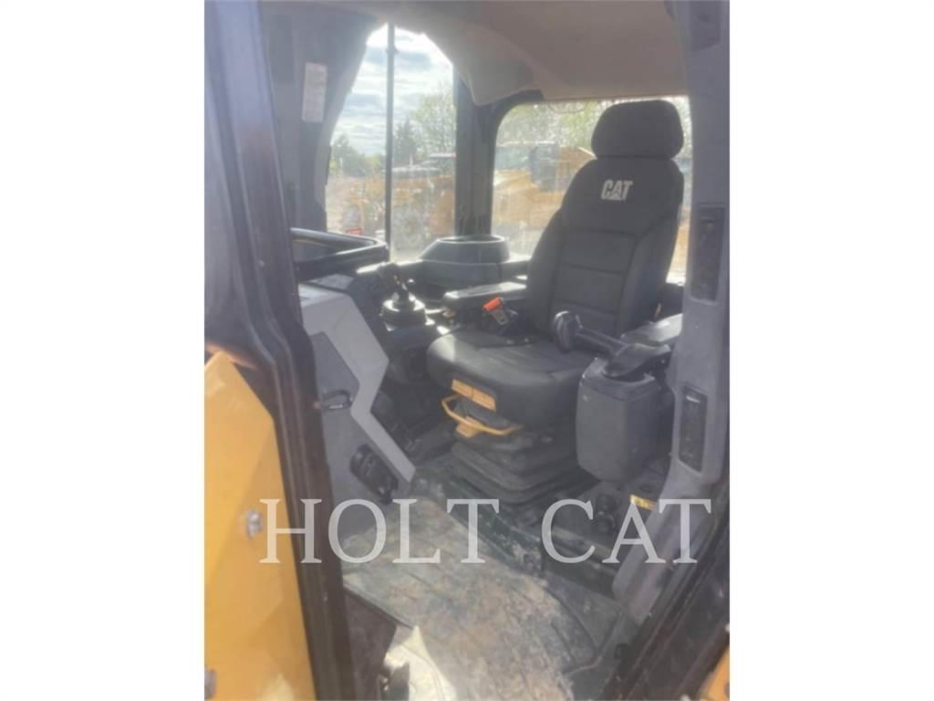 CAT D6 XELGP Dozers - Tratores rastos