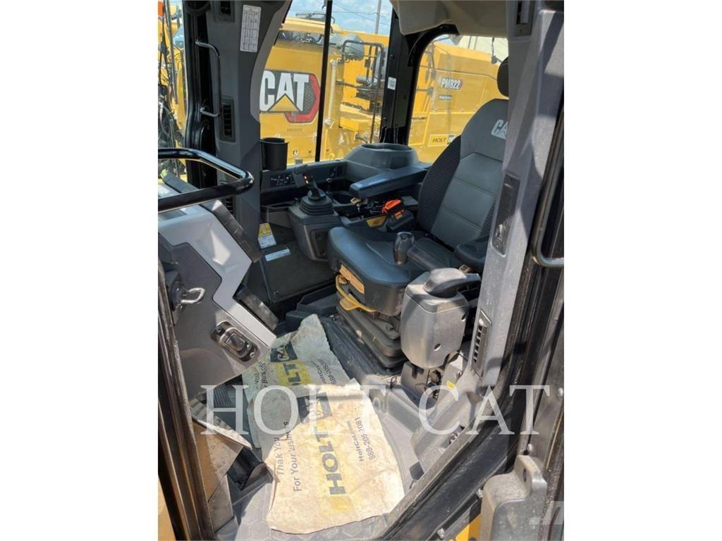CAT D6 XELGPVP Dozers - Tratores rastos