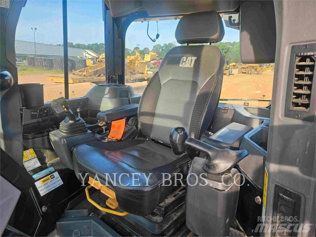 CAT D620VP Dozers - Tratores rastos