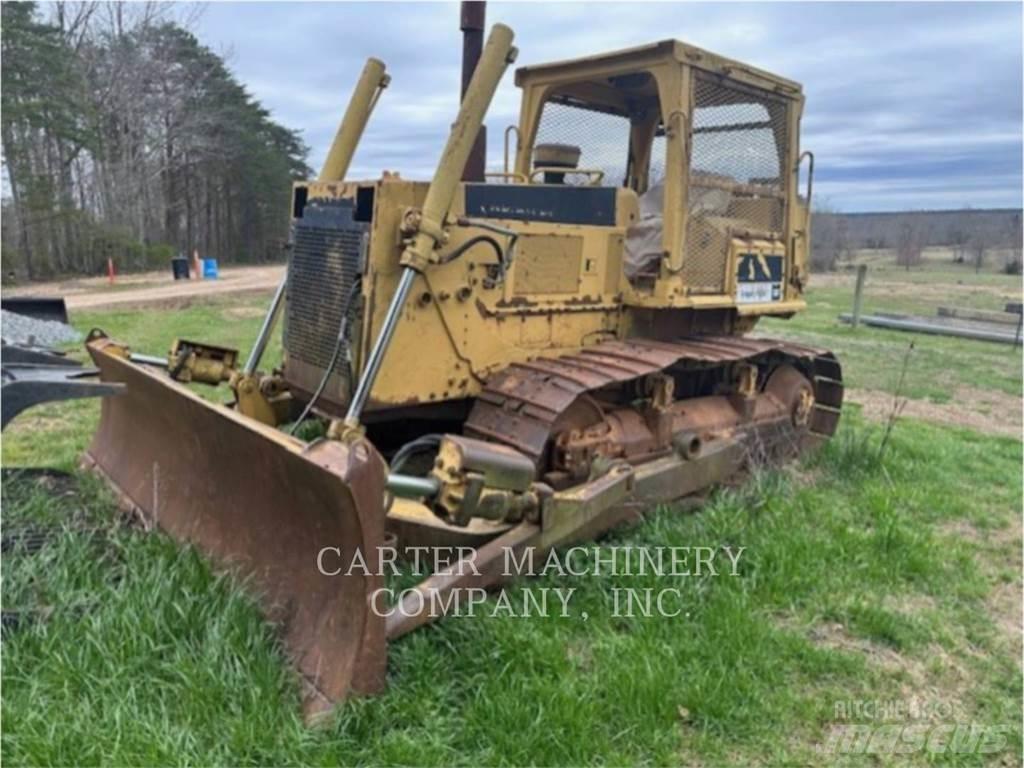 CAT D6D Dozers - Tratores rastos