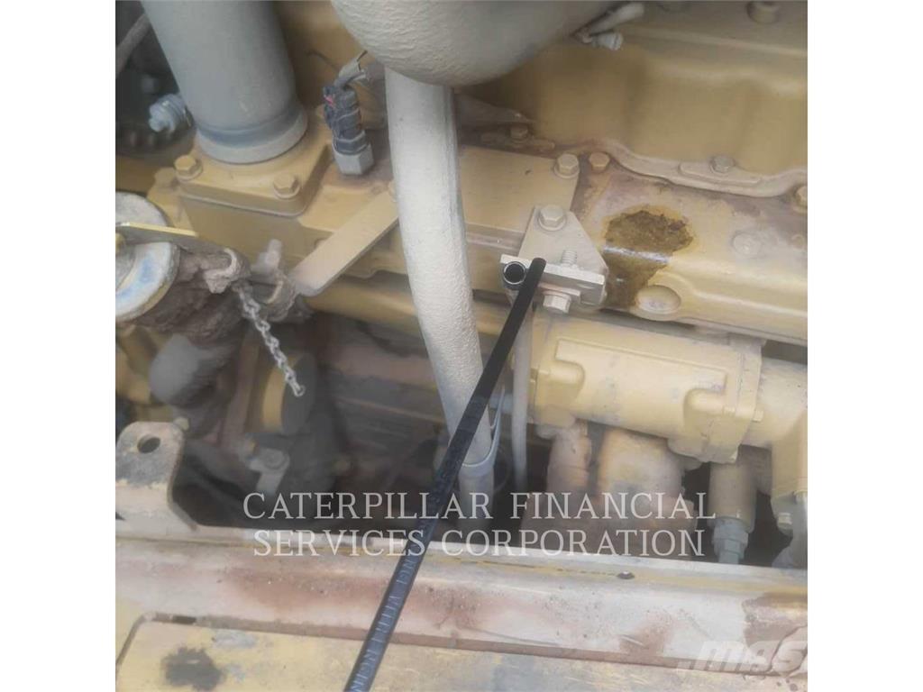 CAT D6GC Dozers - Tratores rastos