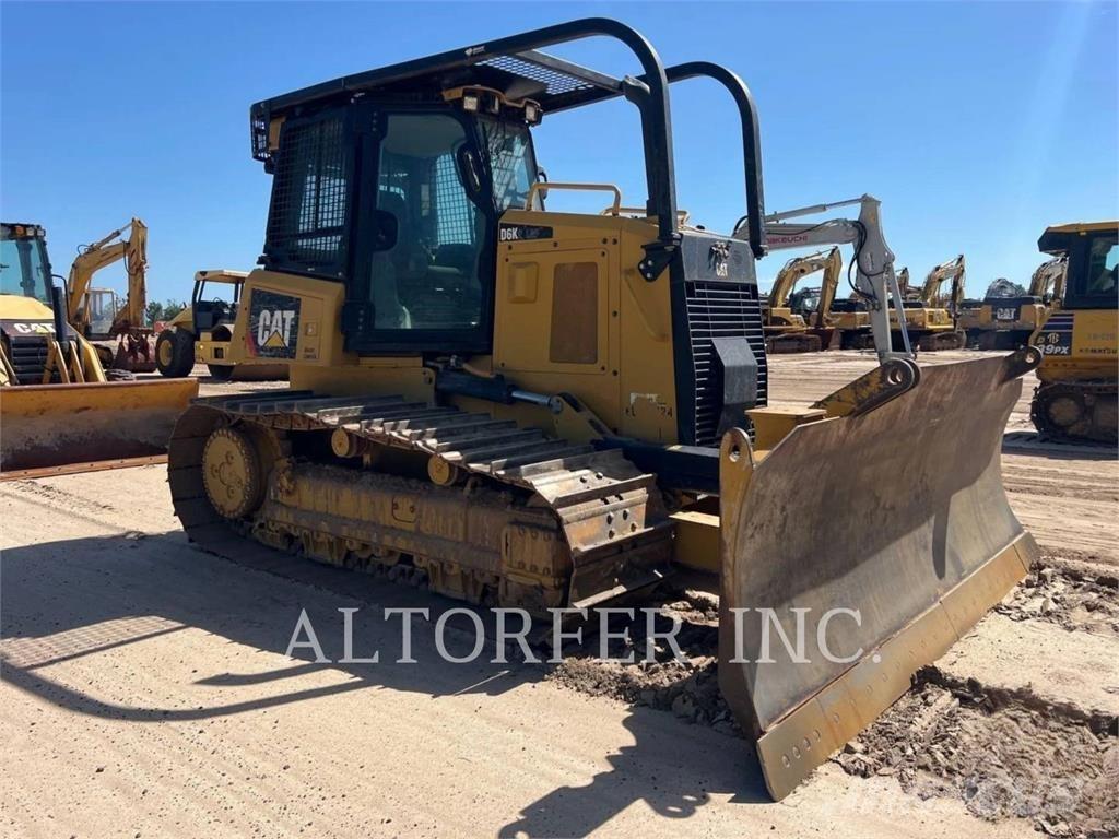 CAT D6K2 LGP Dozers - Tratores rastos