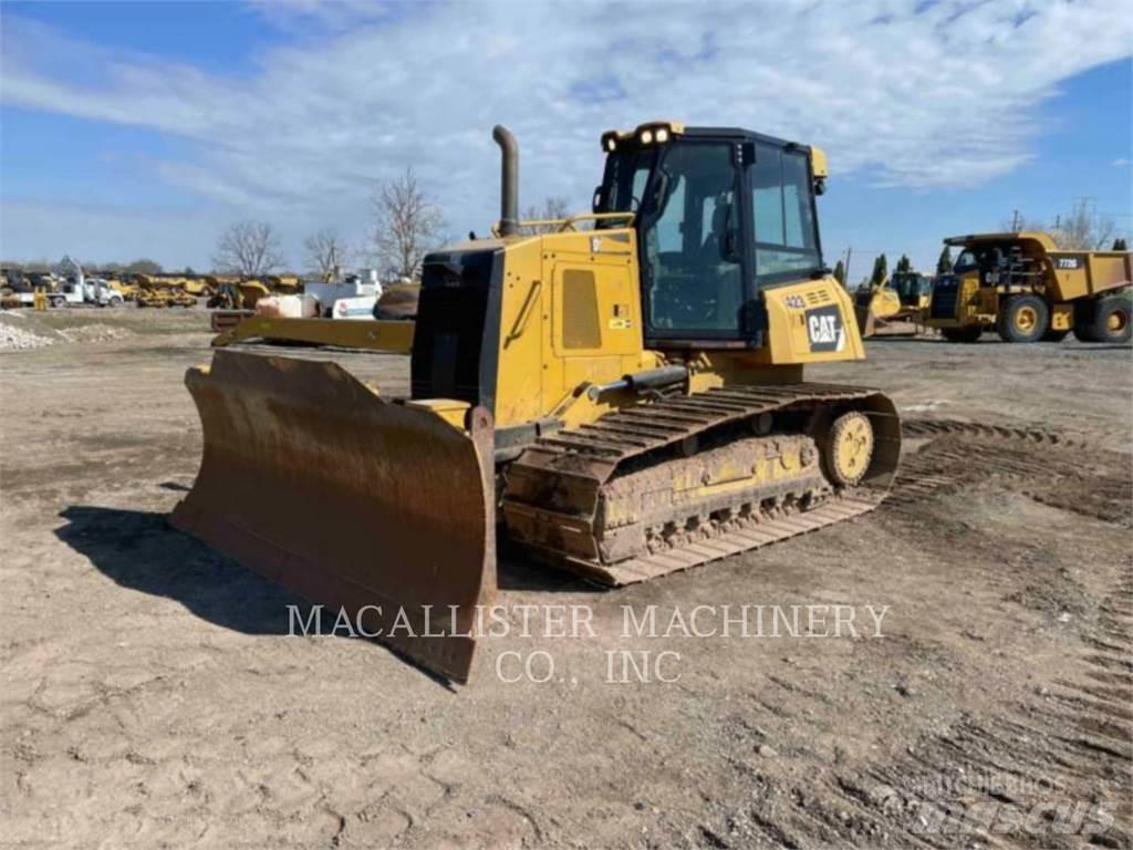 CAT D6K2LGP Dozers - Tratores rastos