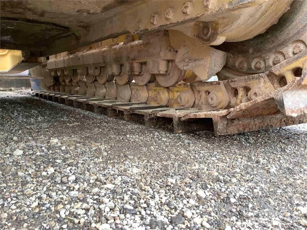 CAT D6K2XL Dozers - Tratores rastos