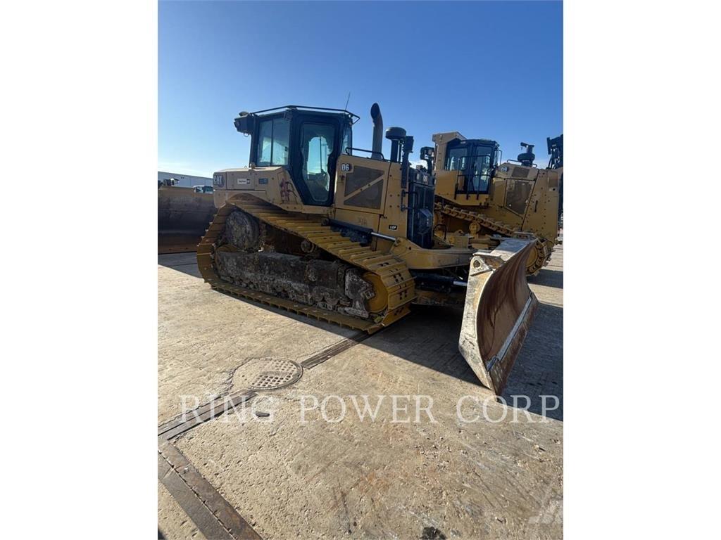 CAT D6LGPVPTEW Dozers - Tratores rastos