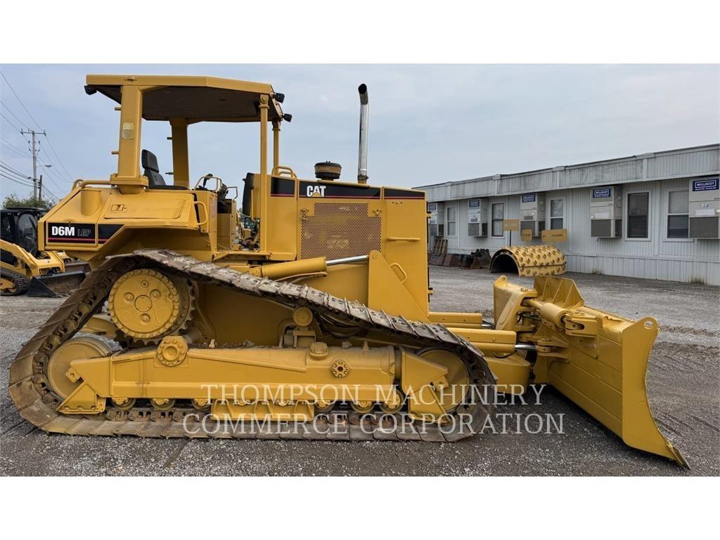 CAT D6M LGP Dozers - Tratores rastos