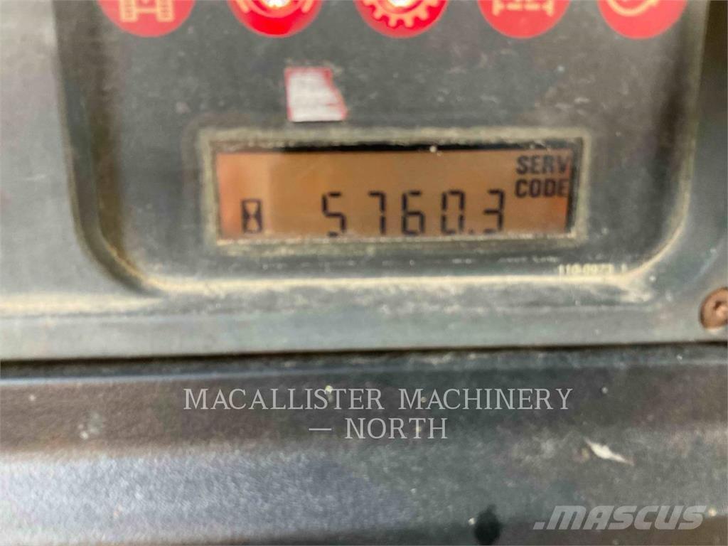 CAT D6ML Dozers - Tratores rastos