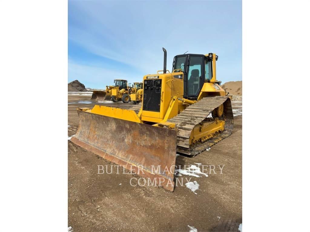 CAT D6N Dozers - Tratores rastos