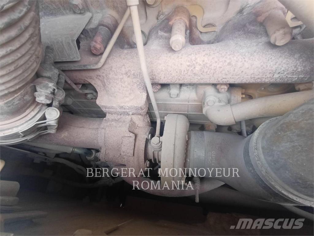 CAT D6NXL Dozers - Tratores rastos