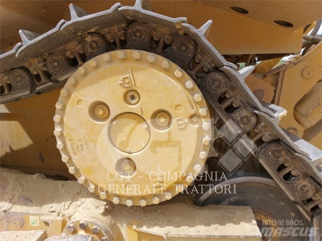 CAT D6R Dozers - Tratores rastos