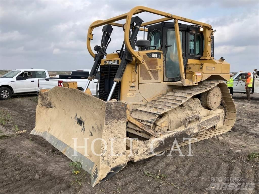 CAT D6T Dozers - Tratores rastos