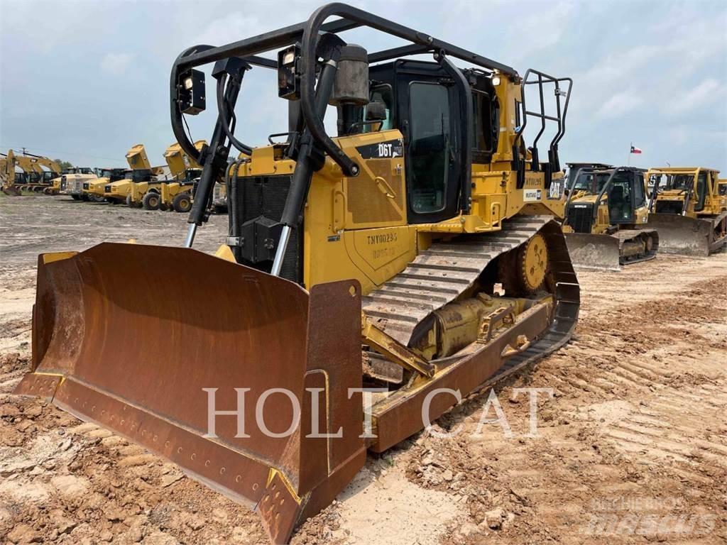 CAT D6T Dozers - Tratores rastos