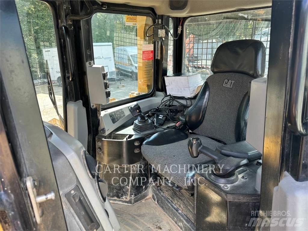CAT D6T Dozers - Tratores rastos
