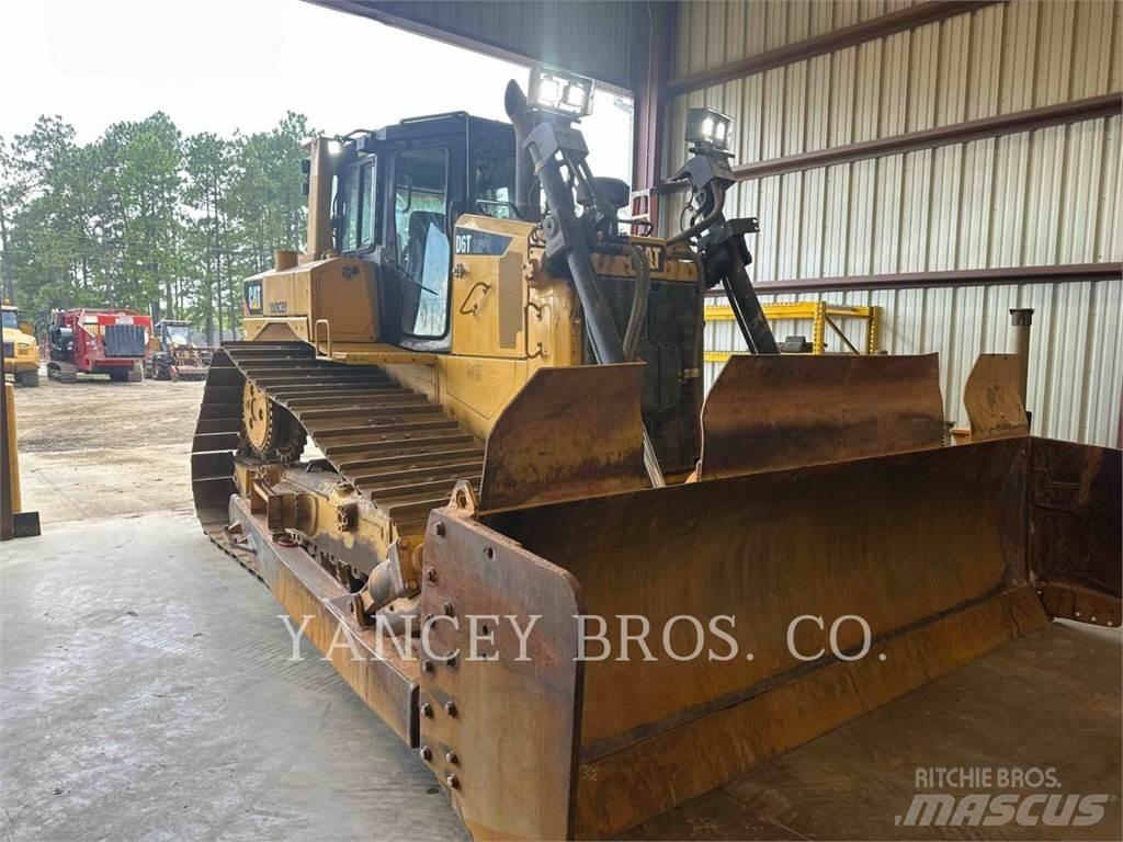 CAT D6T Dozers - Tratores rastos