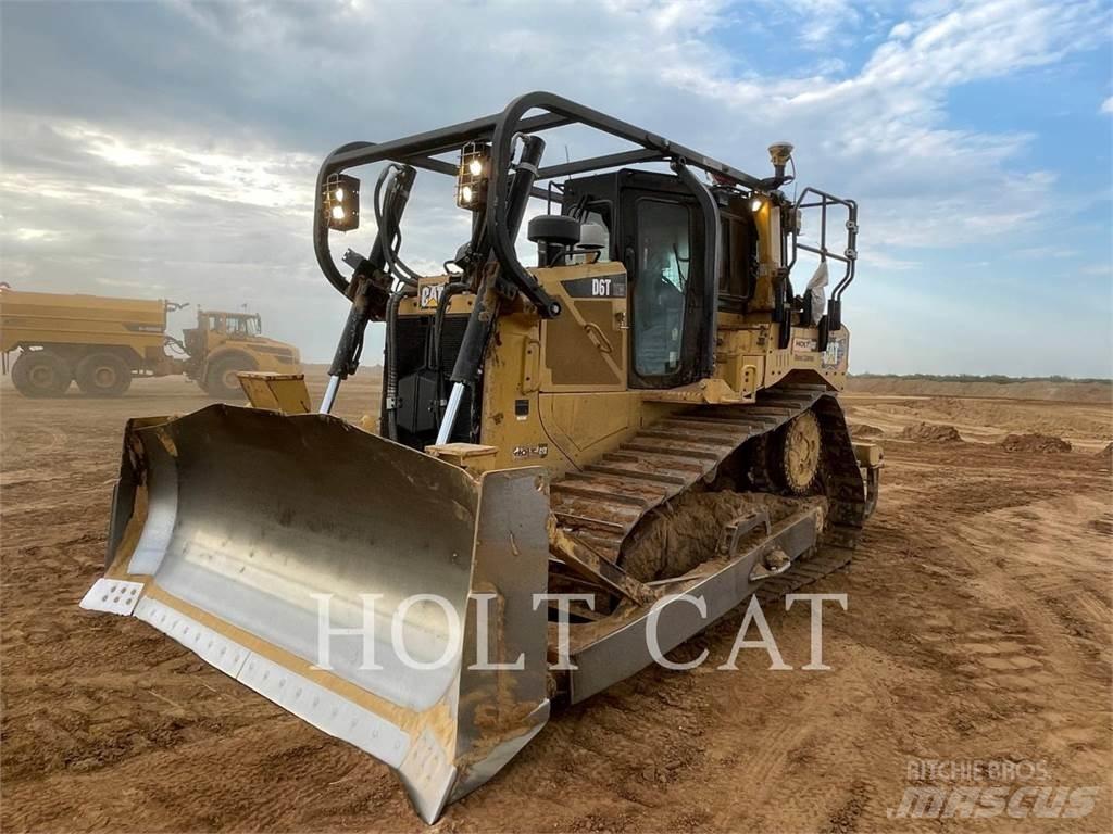 CAT D6T Dozers - Tratores rastos