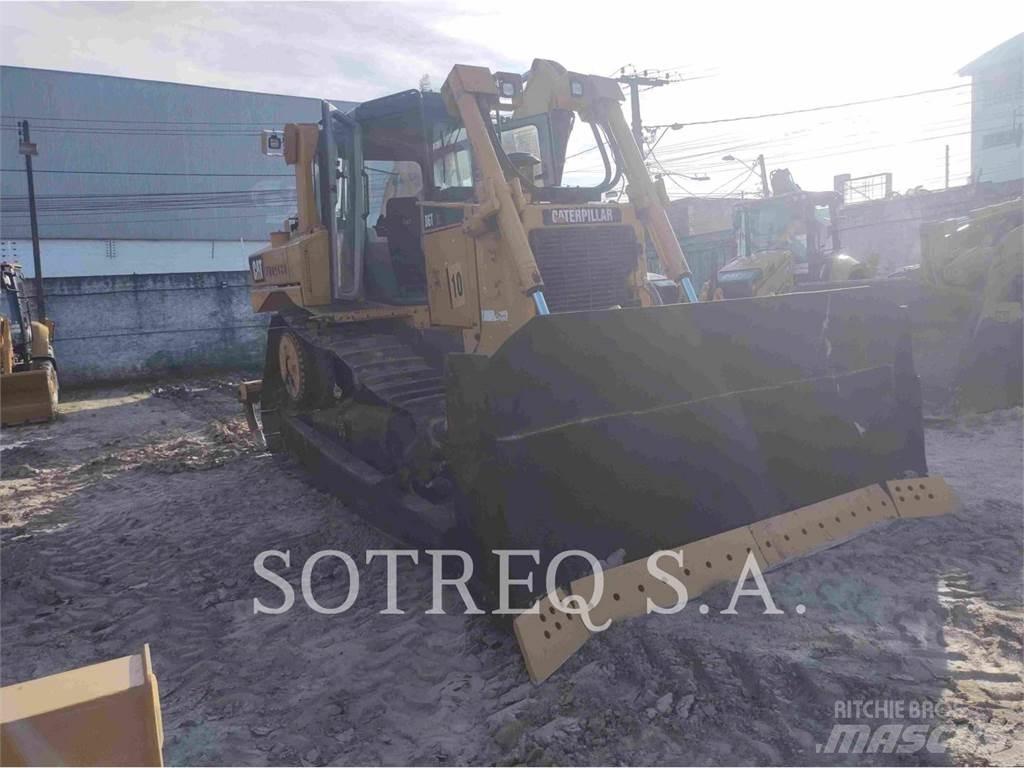 CAT D6T Dozers - Tratores rastos