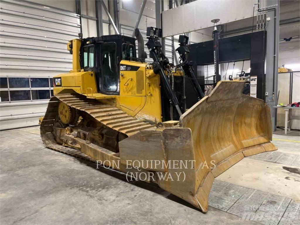 CAT D6T Dozers - Tratores rastos
