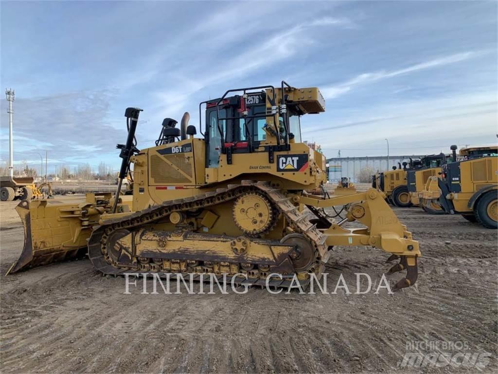CAT D6T Dozers - Tratores rastos