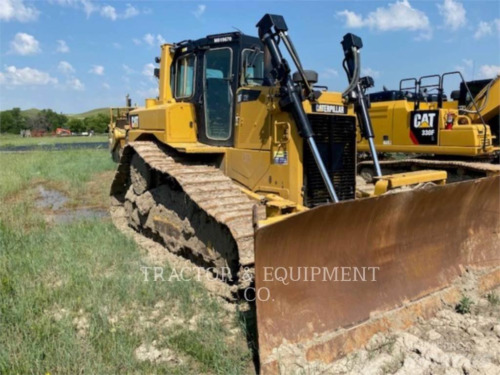 CAT D6T Dozers - Tratores rastos