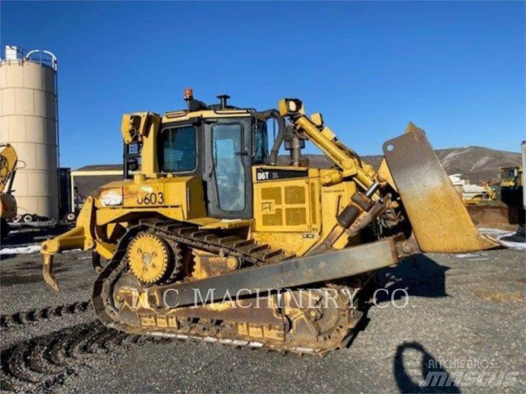 CAT D6T Dozers - Tratores rastos
