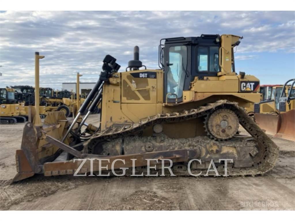 CAT D6T Dozers - Tratores rastos