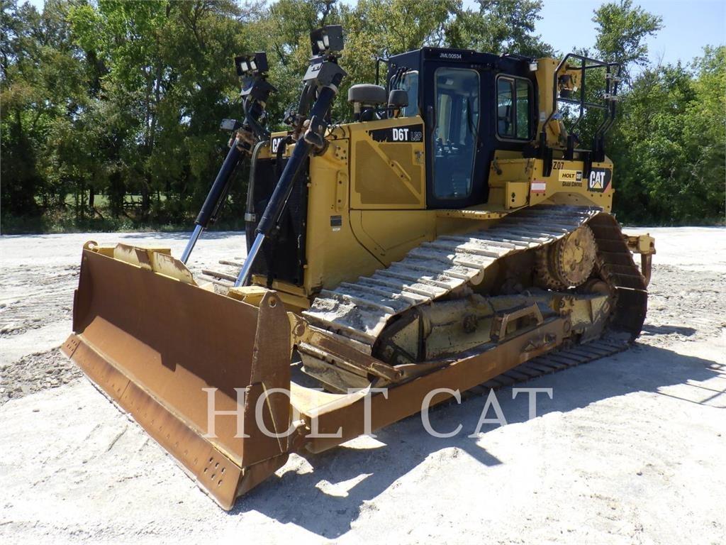 CAT D6T Dozers - Tratores rastos