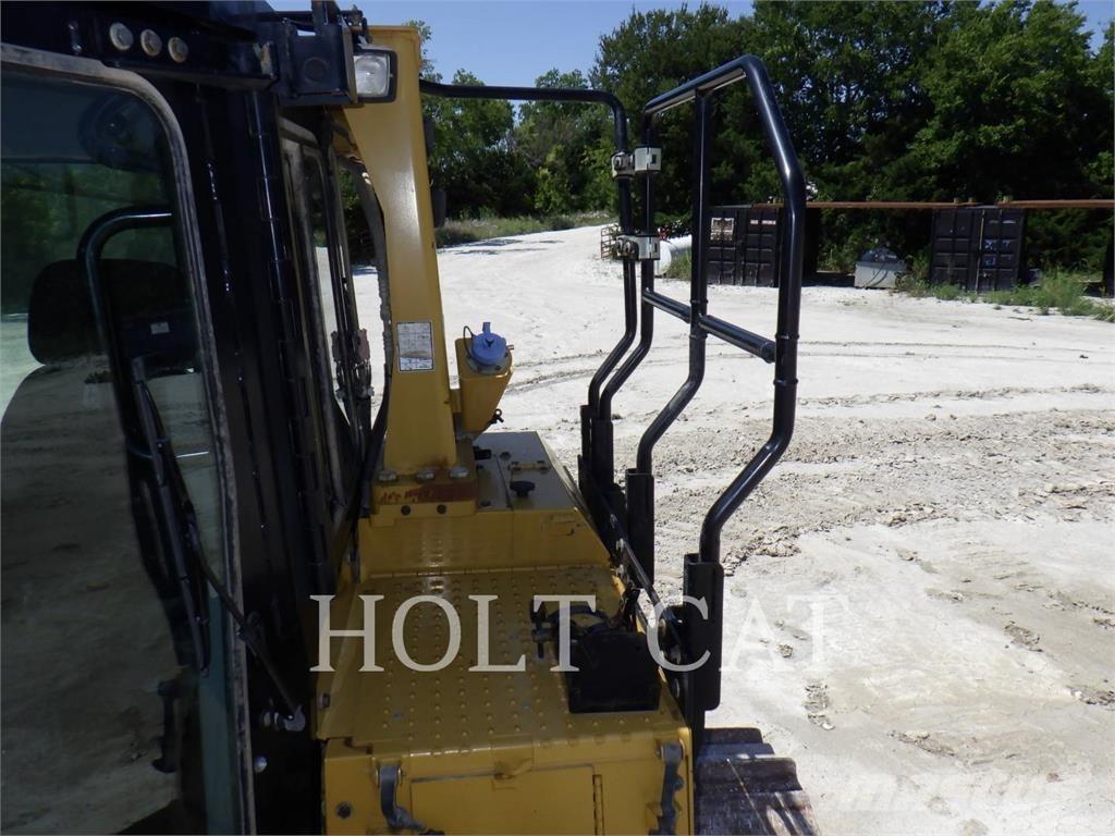 CAT D6T Dozers - Tratores rastos