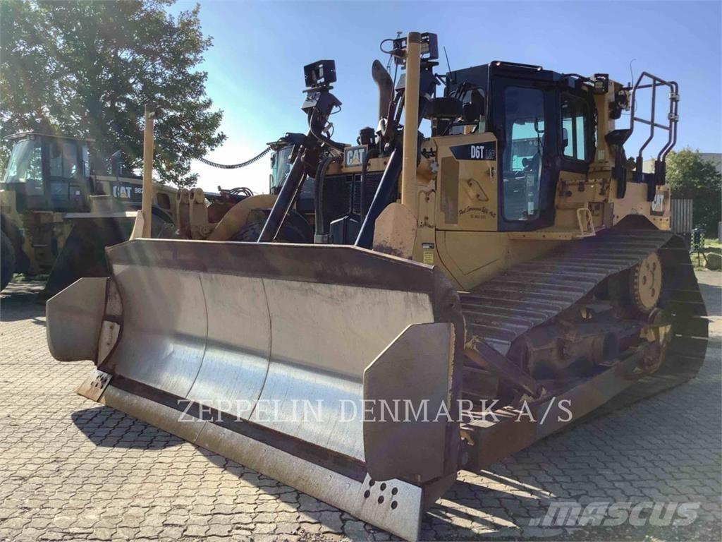CAT D6T Dozers - Tratores rastos