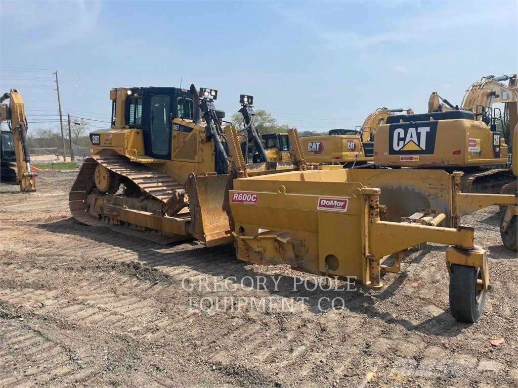 CAT D6T Dozers - Tratores rastos