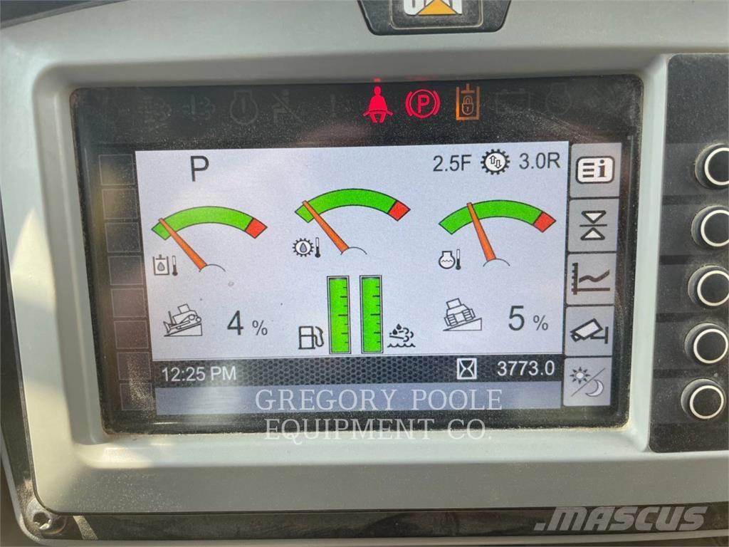 CAT D6T Dozers - Tratores rastos