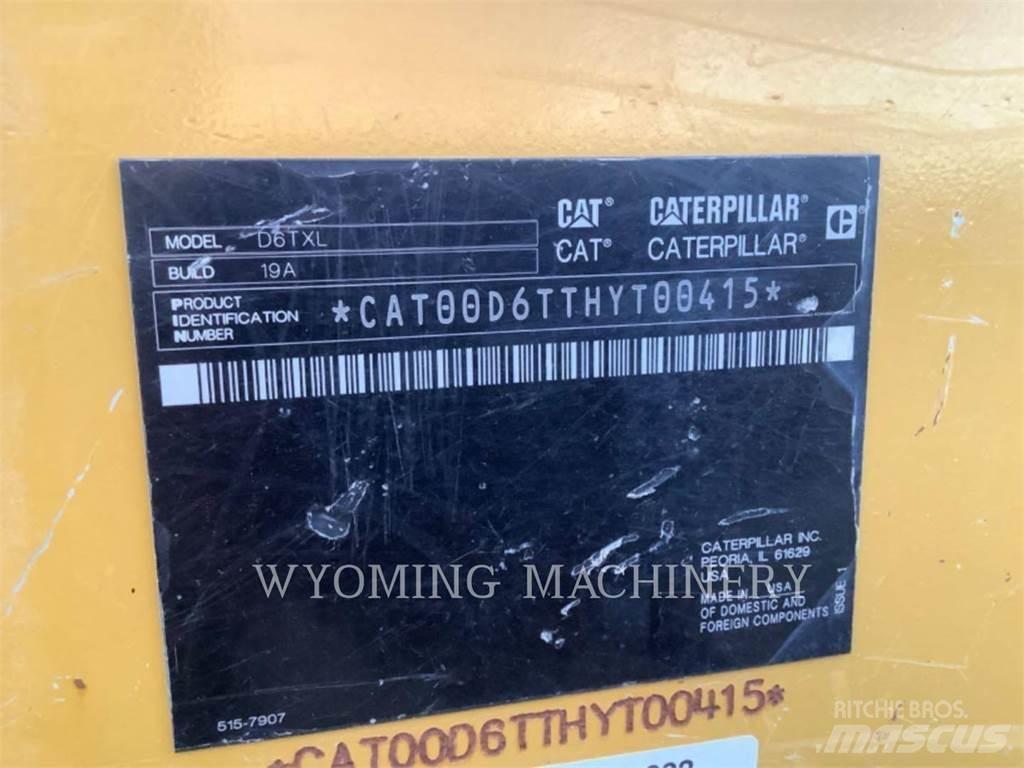 CAT D6T Dozers - Tratores rastos