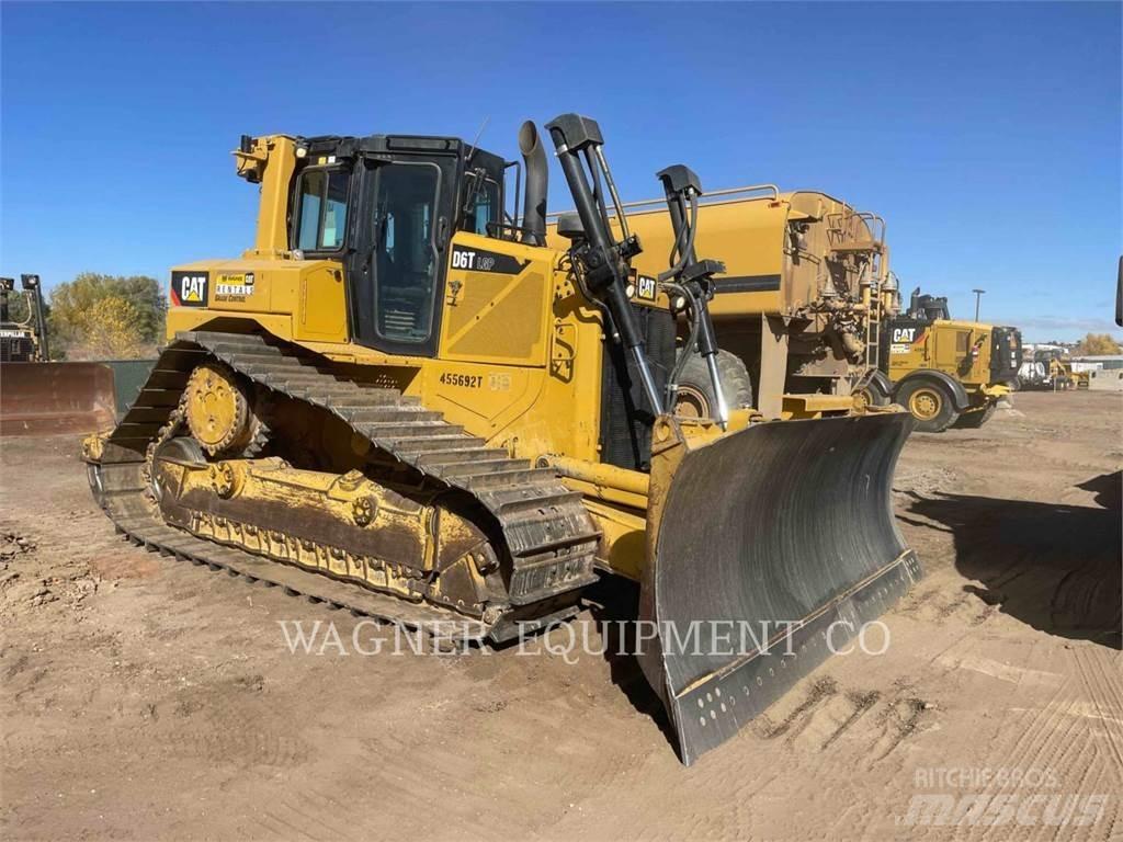 CAT D6T LGPVPT Dozers - Tratores rastos