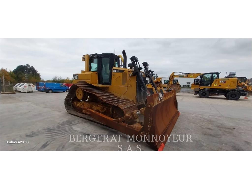 CAT D6T4F LGP Dozers - Tratores rastos