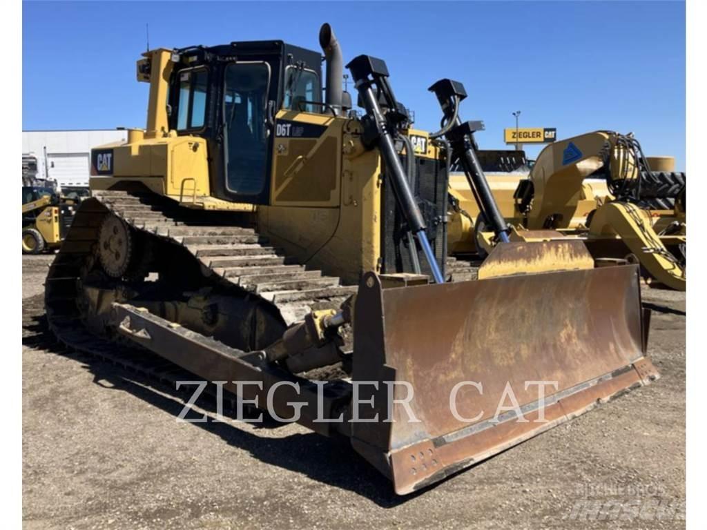 CAT D6T4FLGPA Dozers - Tratores rastos