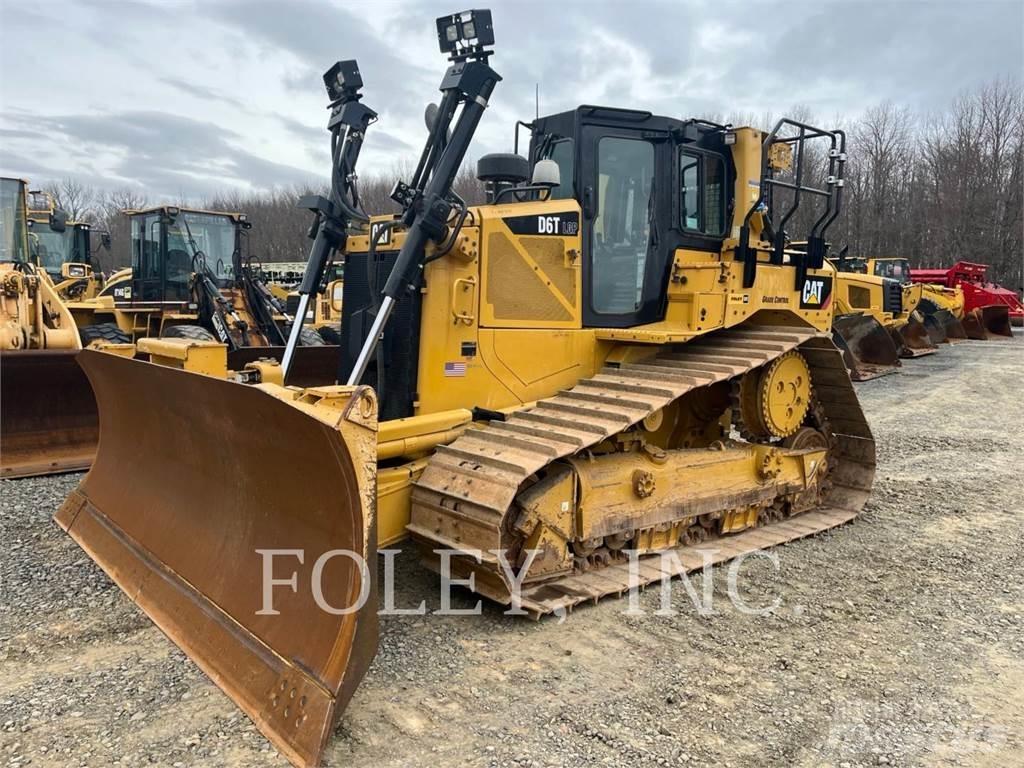 CAT D6TVP Dozers - Tratores rastos