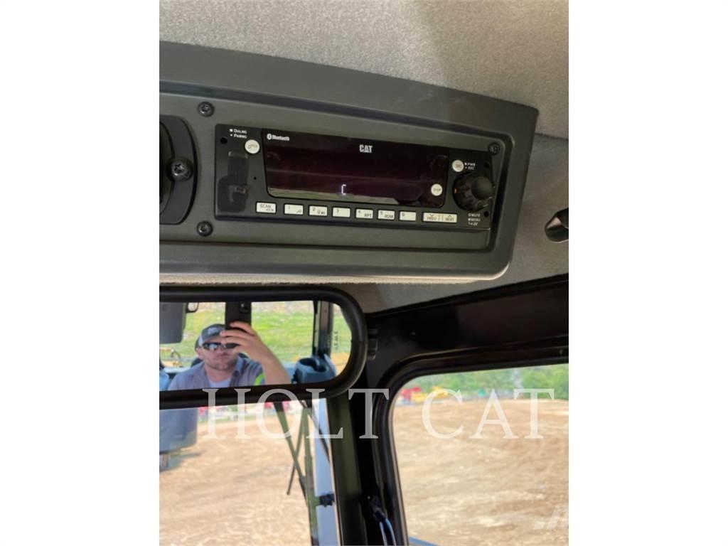 CAT D6XELGPVP3 Dozers - Tratores rastos