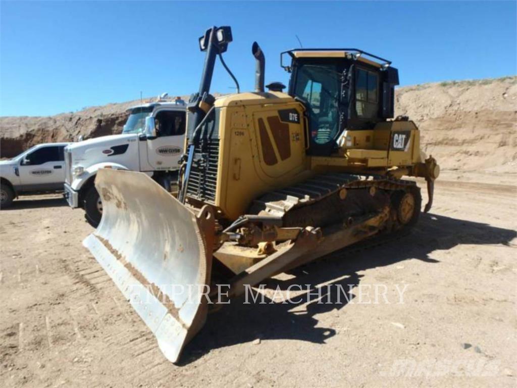 CAT D7E Dozers - Tratores rastos