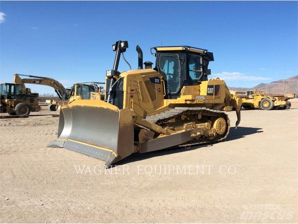 CAT D7E Dozers - Tratores rastos